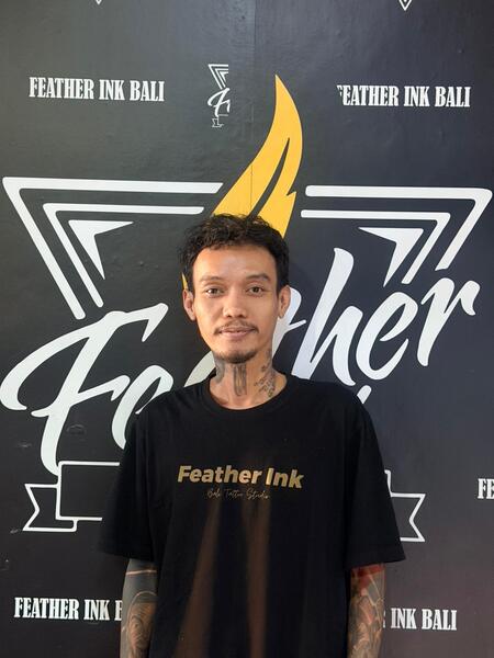 Novry - Tattoo Artist